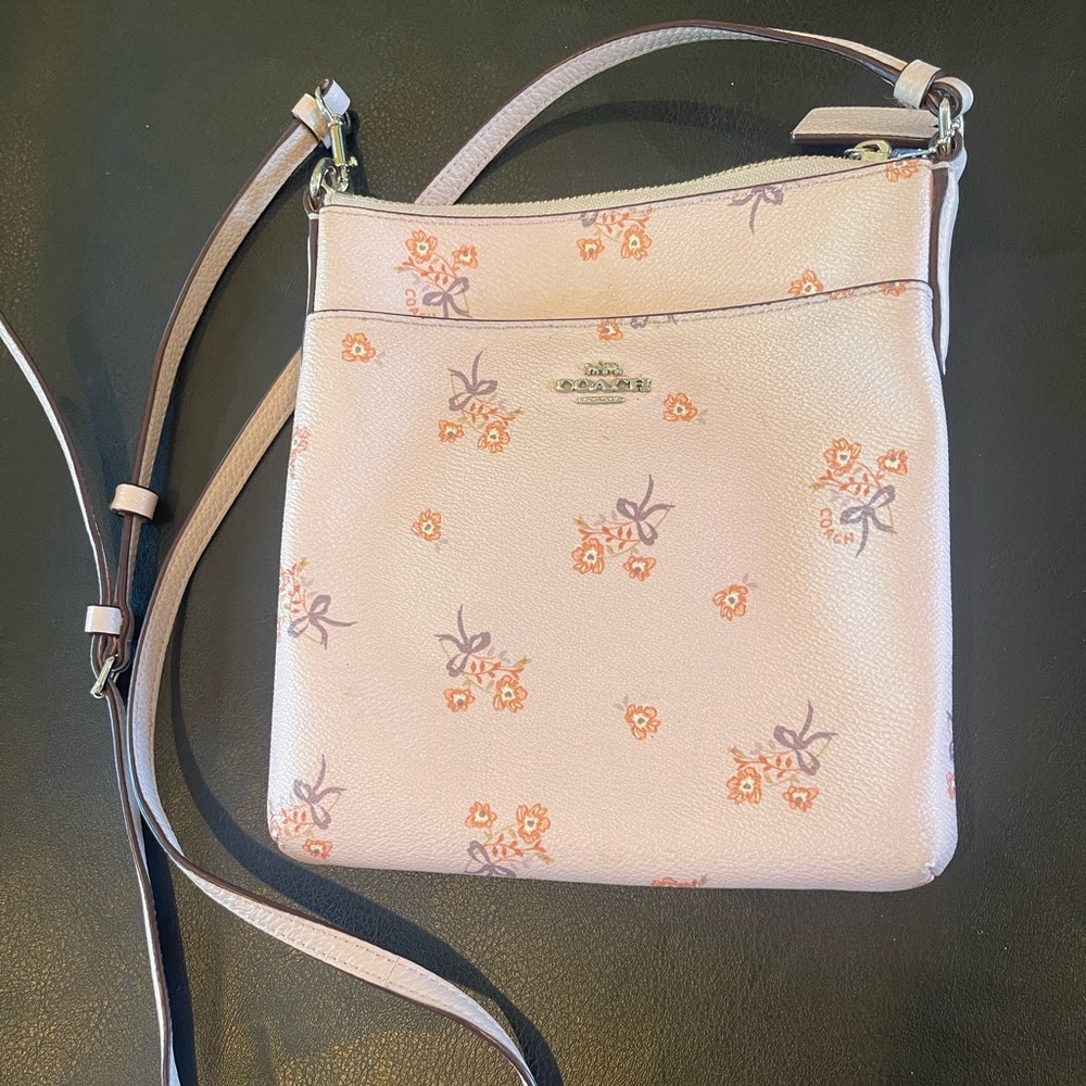 Coach Signature Canvas File Bag